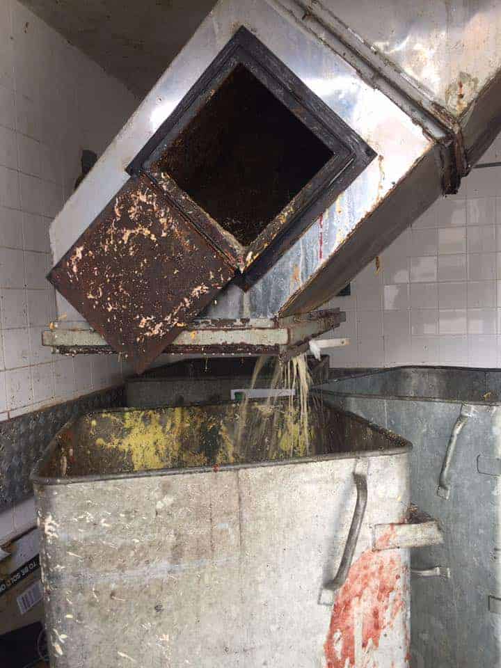 Rubbish chute Cleaning